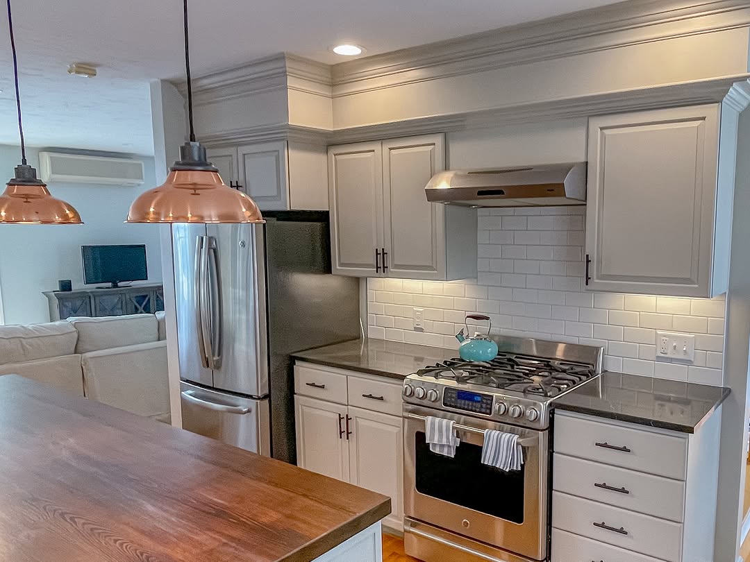 Cape_Cod_Interior_and_Exterior_Painting_Kitchen_Cabinet_Finish (12)