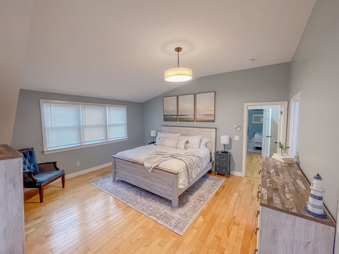 Cape_Cod_Interior_and_Exterior_Painting_Kitchen_Cabinet_Finish (14)